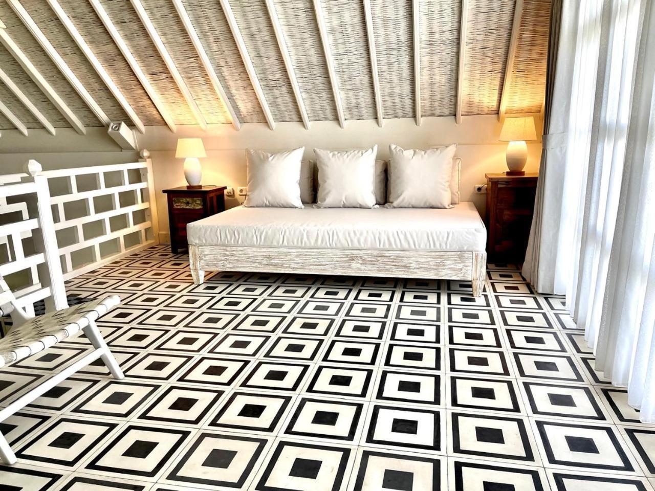 Dhauteya Villa Ambat Экстерьер фото