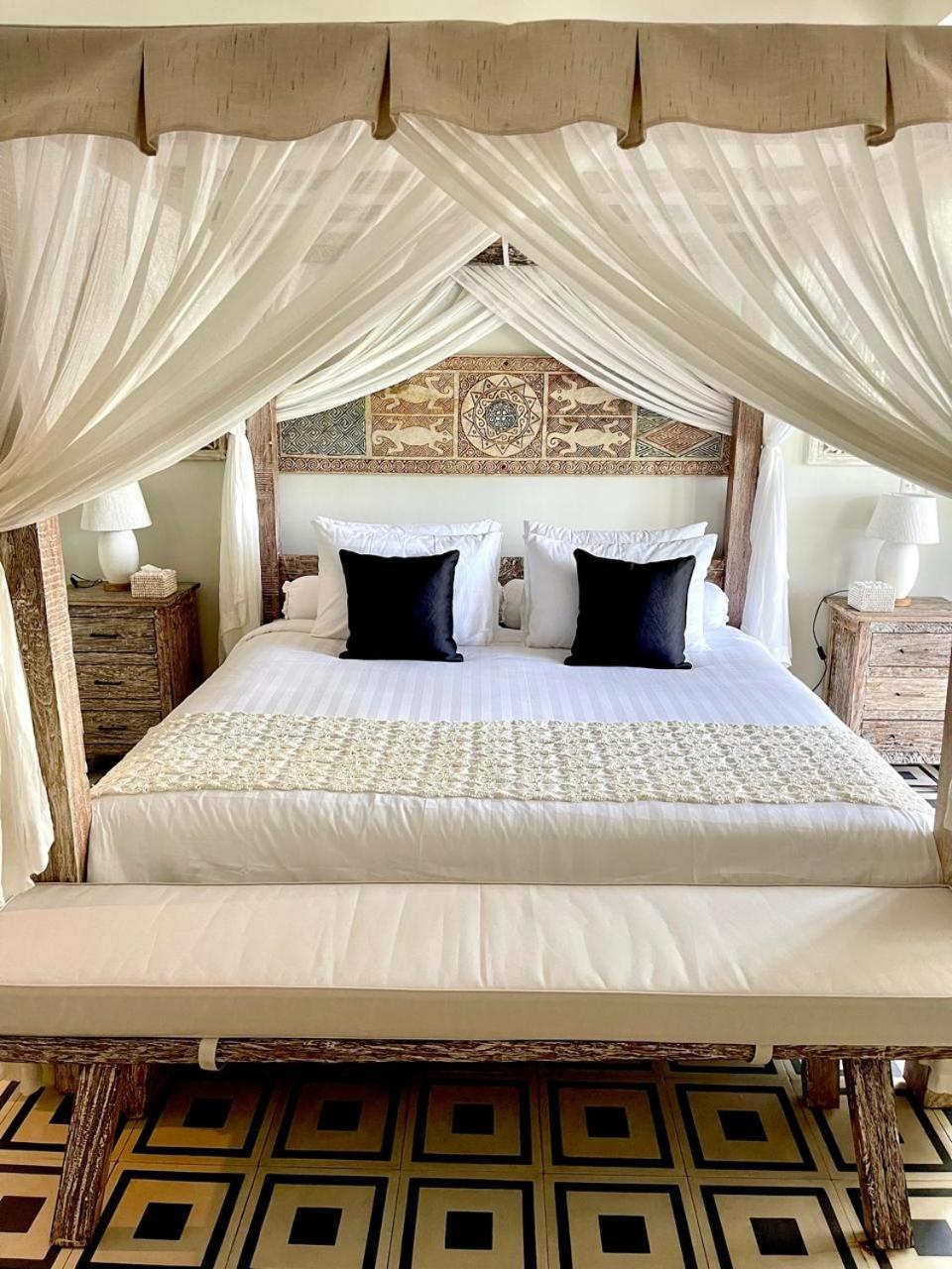 Dhauteya Villa Ambat Экстерьер фото